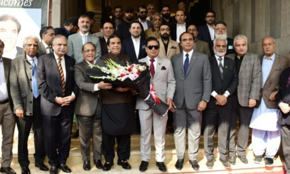 Railway Minister Haneef Abbasi meets President ICCI