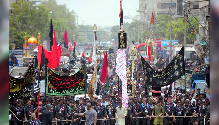 jaloos aza