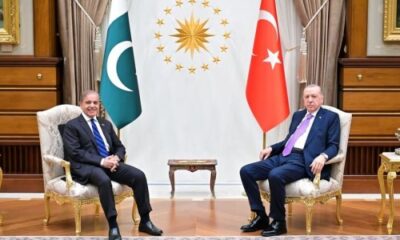tayyip-erdoğan-with-shehbaz-sharif