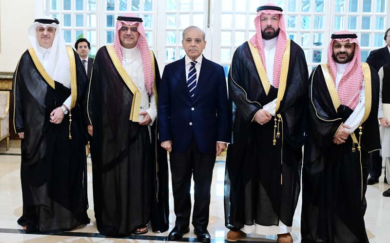 shehbaz-sharif-with-Saudi-Delegation