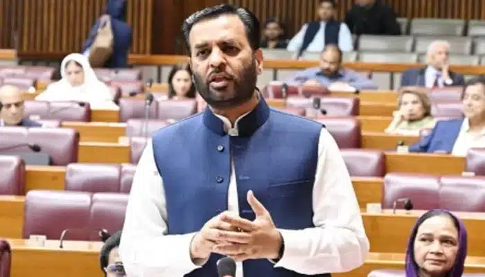 _Mustafa-Kamal-in-Assembly