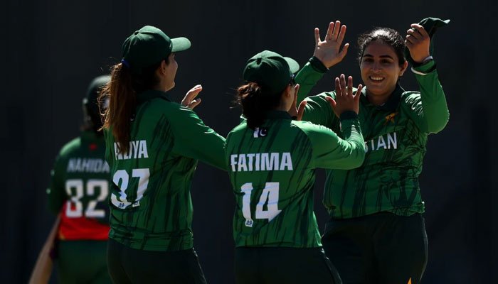 Pakistan Women Beat Bangladesh