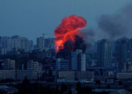 russia-ukraine-exchange-attack