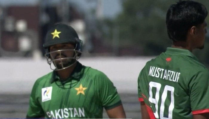 Pakistan beat Bangladesh